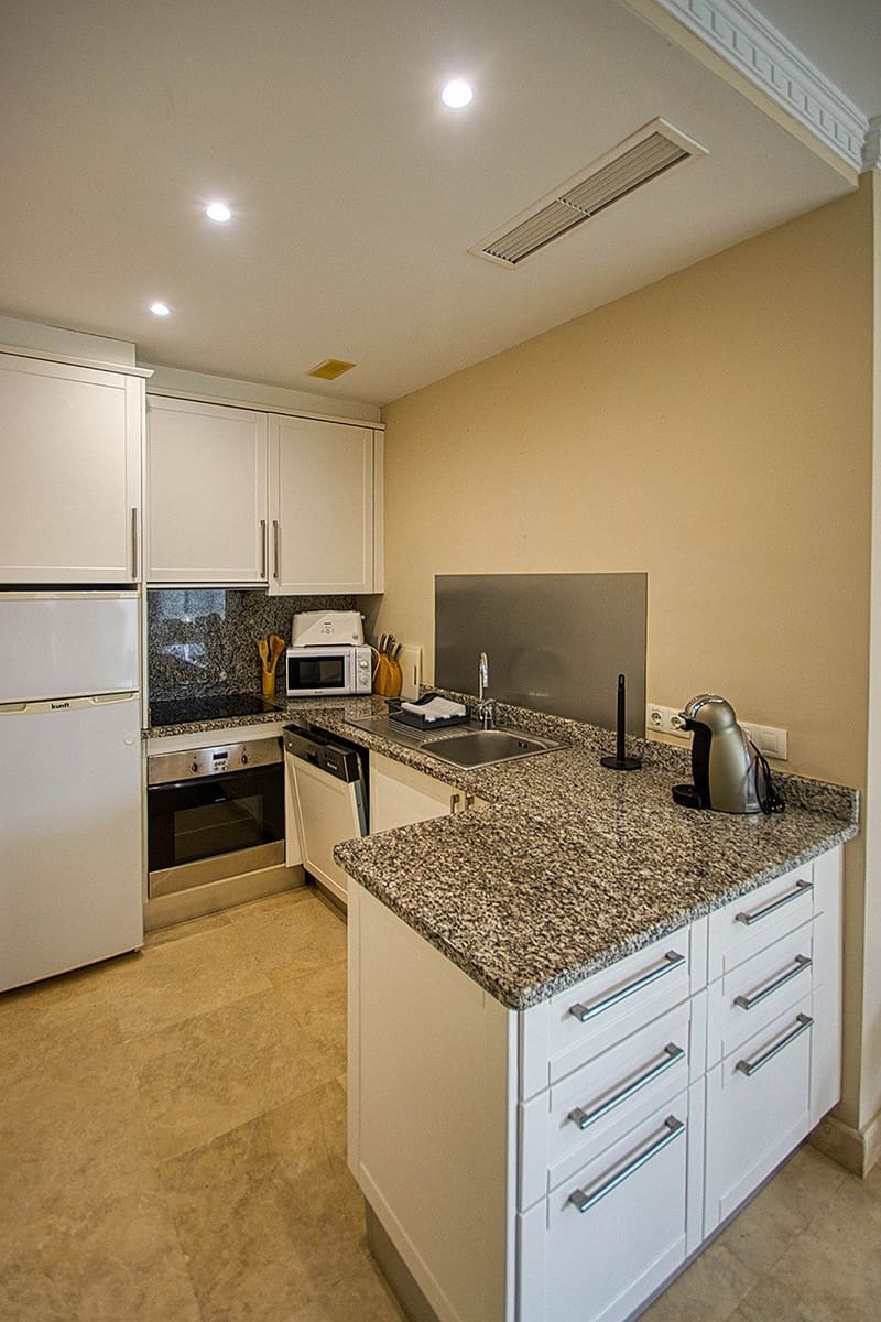 1 soveværelse Lejlighed til leje i Mijas Golf med swimmingpool - € 1.000 (Ref: 9398029)