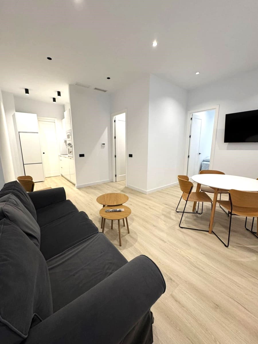 2 makuuhuone Huoneisto vuokrattavana paikassa Fuengirola mukana uima-altaan - 1 550 € (Ref: 9488642)