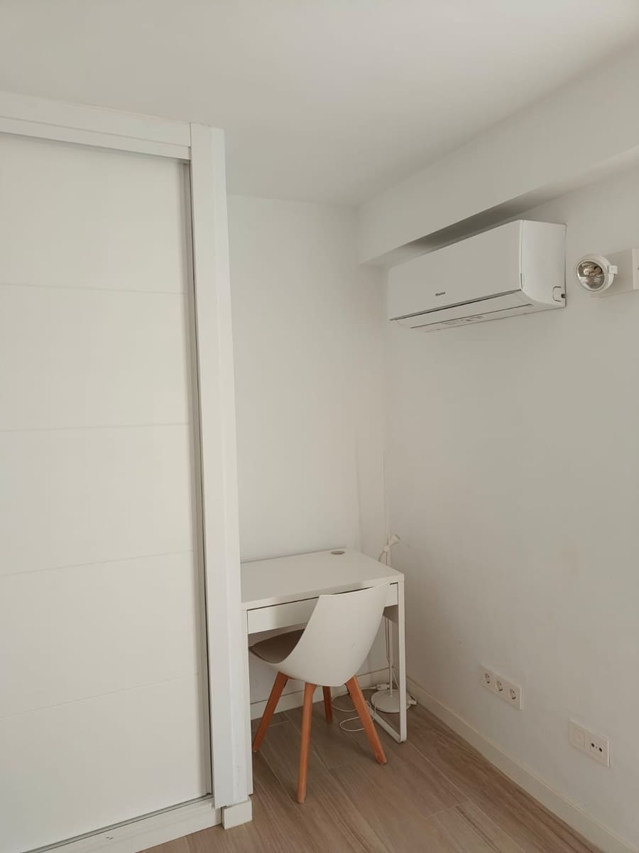 3 bedroom Apartment for rent in Fuengirola with pool garage - € 1,750 (Ref: 9488644)