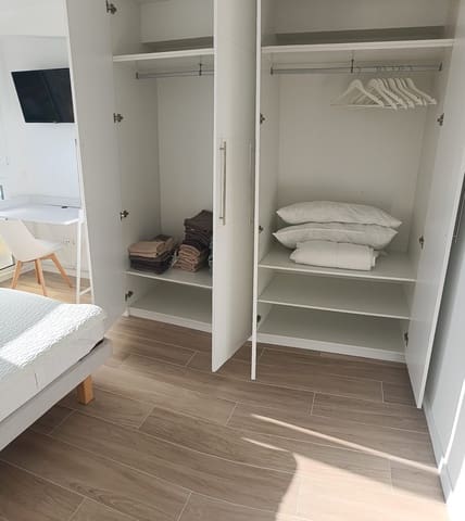 3 bedroom Apartment for rent in Los Boliches , Fuengirola with pool garage - € 1,750 (Ref: 9488644)