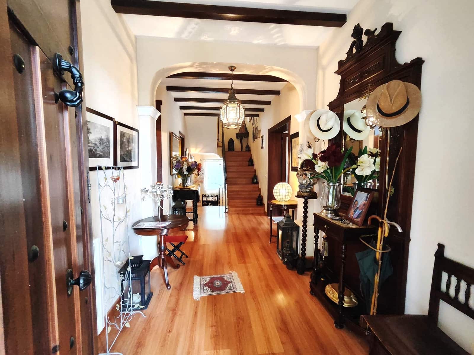 6 sovrum Finca/Hus på landet till salu i Zambra med pool garage - 995 000 € (Ref: 9516460)