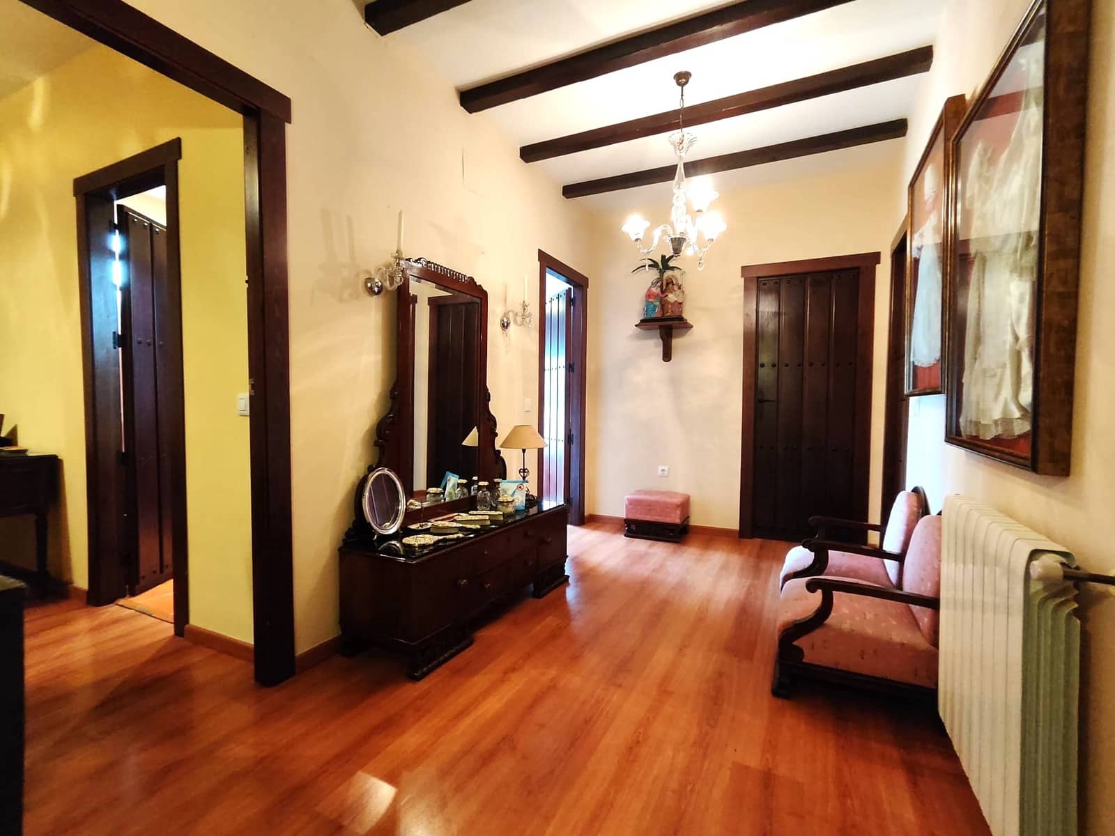 6 sovrum Finca/Hus på landet till salu i Zambra med pool garage - 995 000 € (Ref: 9516460)