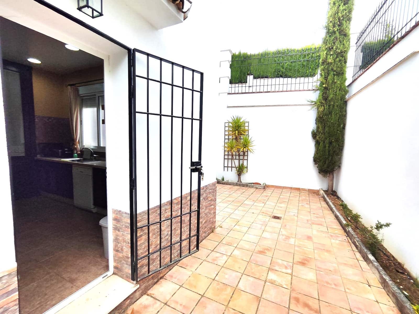 6 sovrum Finca/Hus på landet till salu i Zambra med pool garage - 995 000 € (Ref: 9516460)