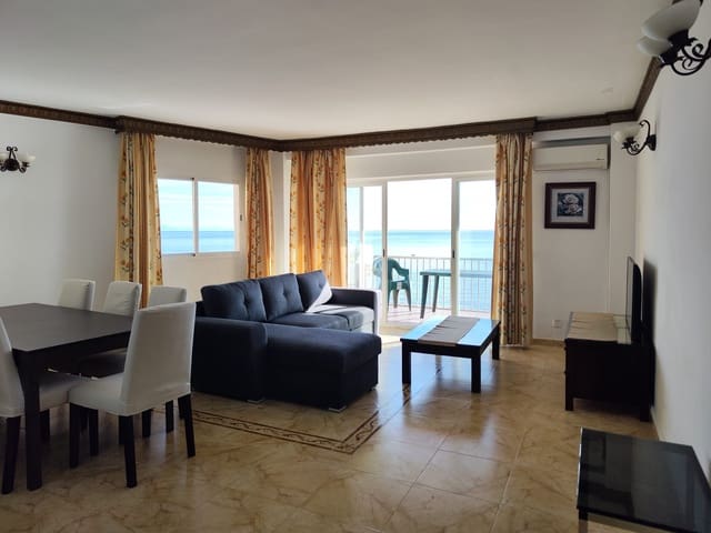 2 soveværelse Strandlejlighed til leje i Fuengirola - € 1.600 (Ref: 9526035)