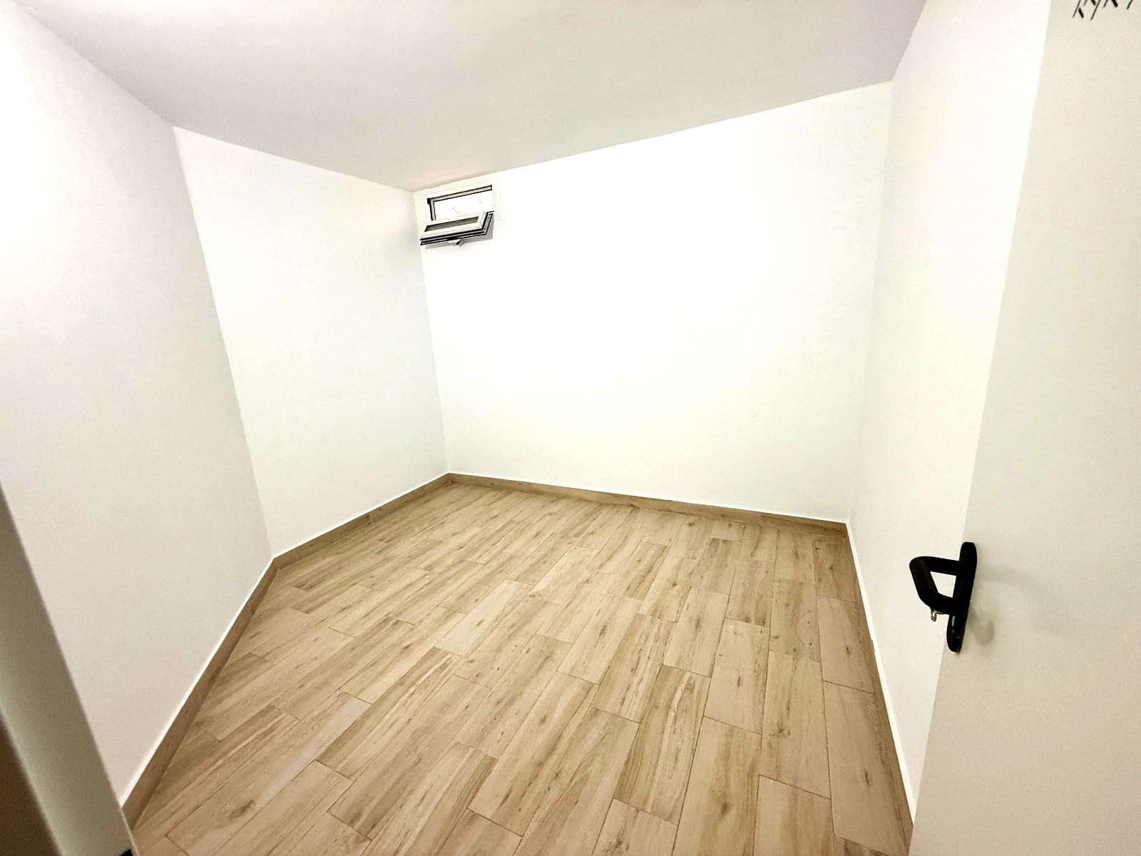 1 bedroom Apartment for rent in Fuengirola - € 1,200 (Ref: 9636234)