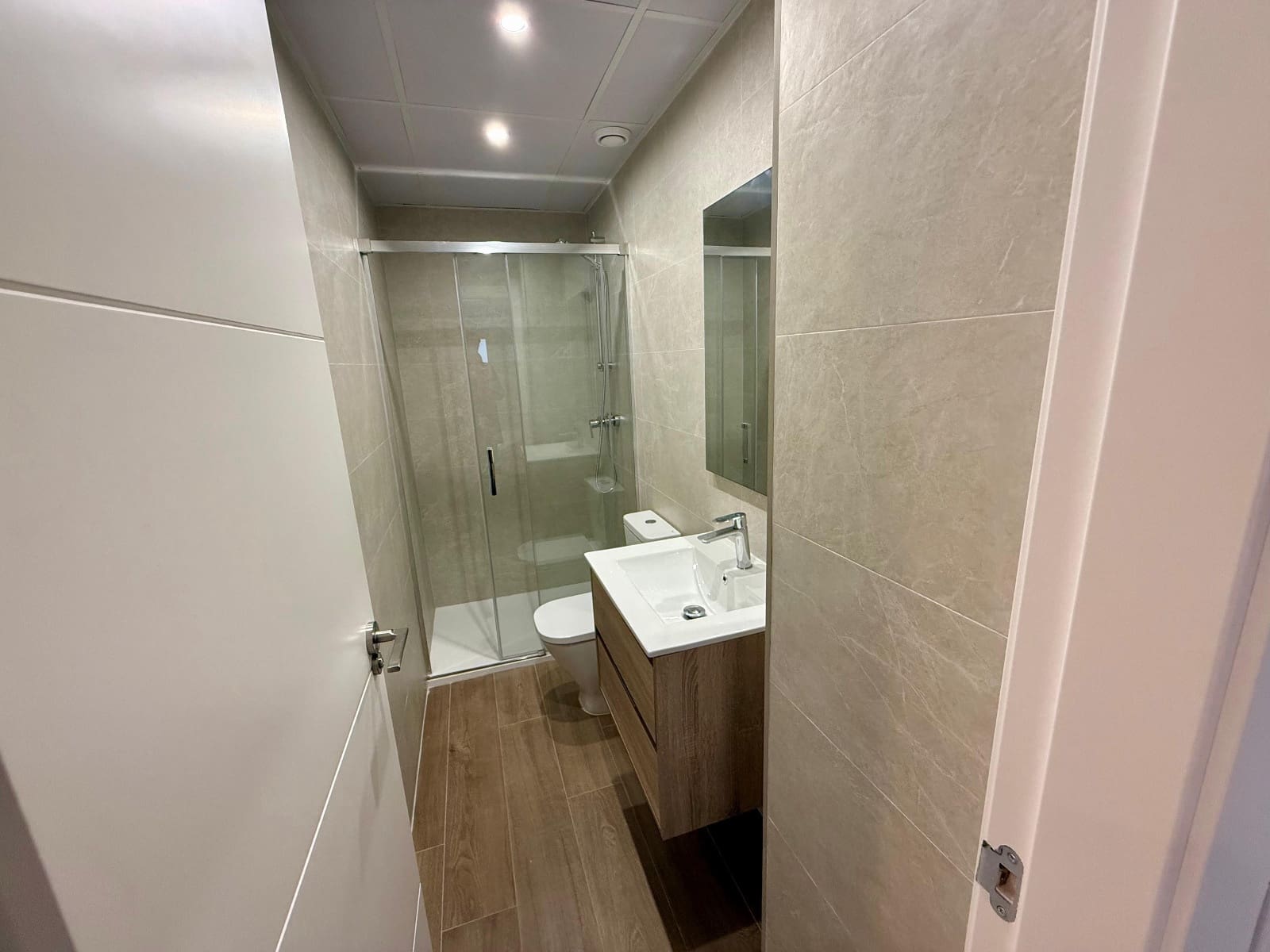 3 bedroom Apartment for rent in Fuengirola - € 1,500 (Ref: 9636235)