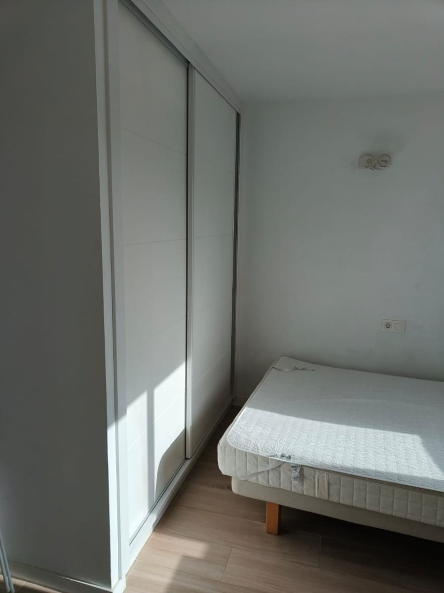 Apartamento de 3 habitaciones en Fuengirola en alquiler con piscina garaje - 1.650 € (Ref: 9675941)