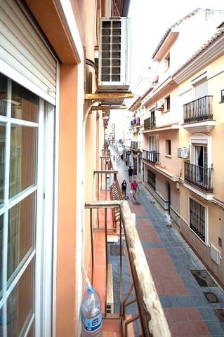 2 bedroom Apartment for rent in Fuengirola - € 1,100 (Ref: 9735003)