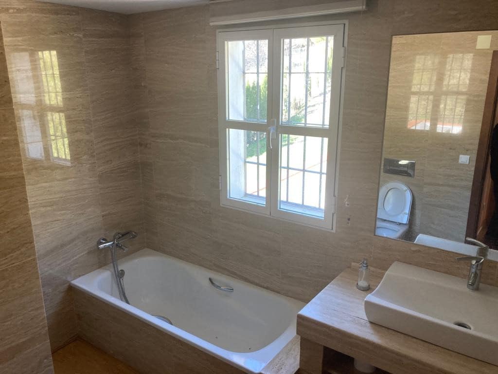 4 bedroom Finca/Country House for sale in Zambra with pool garage - € 220,000 (Ref: 9826131)