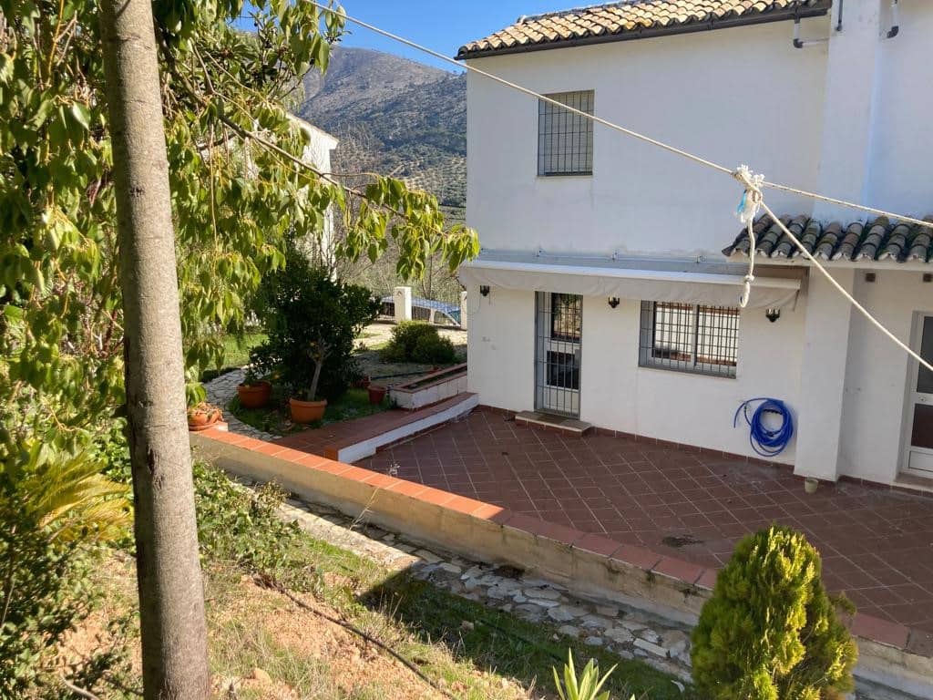 4 bedroom Finca/Country House for sale in Zambra with pool garage - € 220,000 (Ref: 9826131)