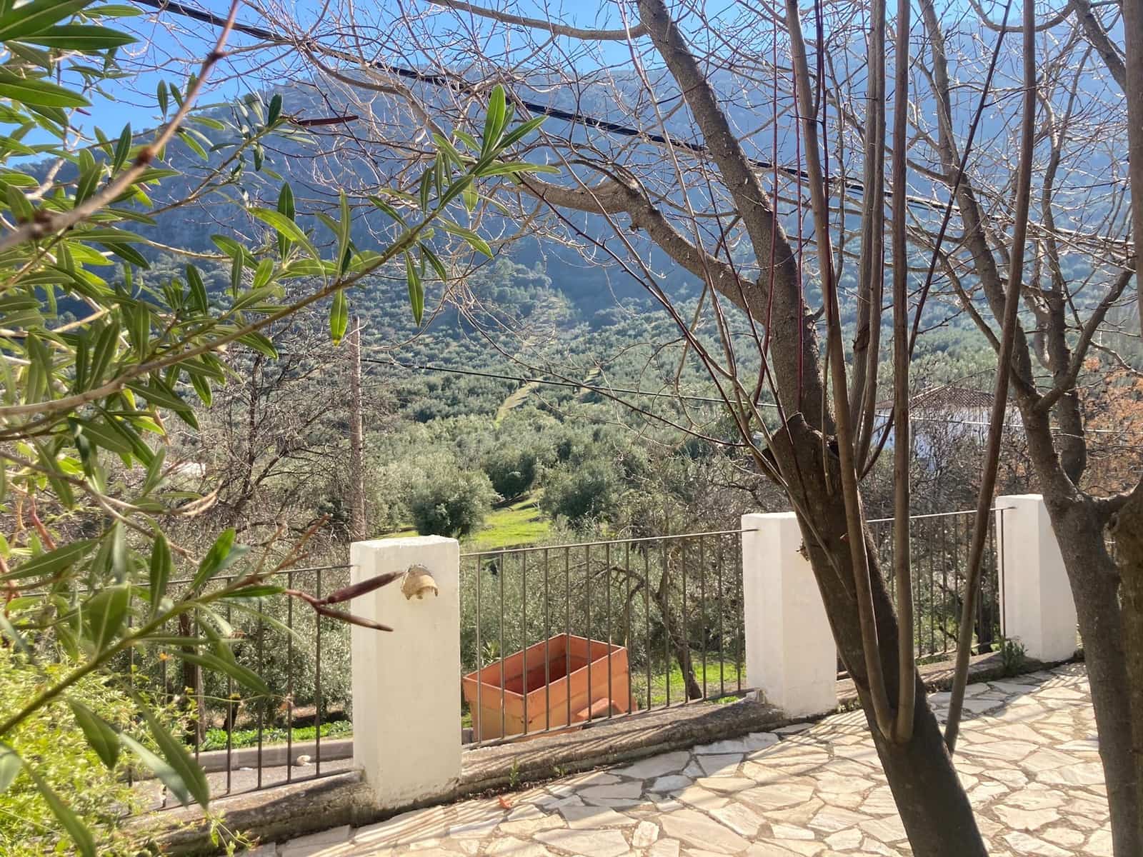 4 bedroom Finca/Country House for sale in Zambra with pool garage - € 220,000 (Ref: 9826131)