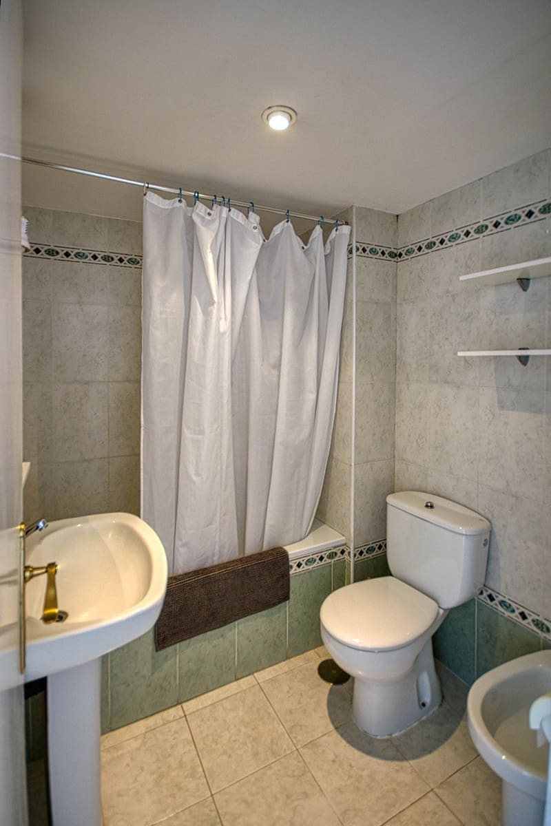 3 Zimmer Strandapartment zu vermieten in Fuengirola - 1.500 € (Ref: 9850854)