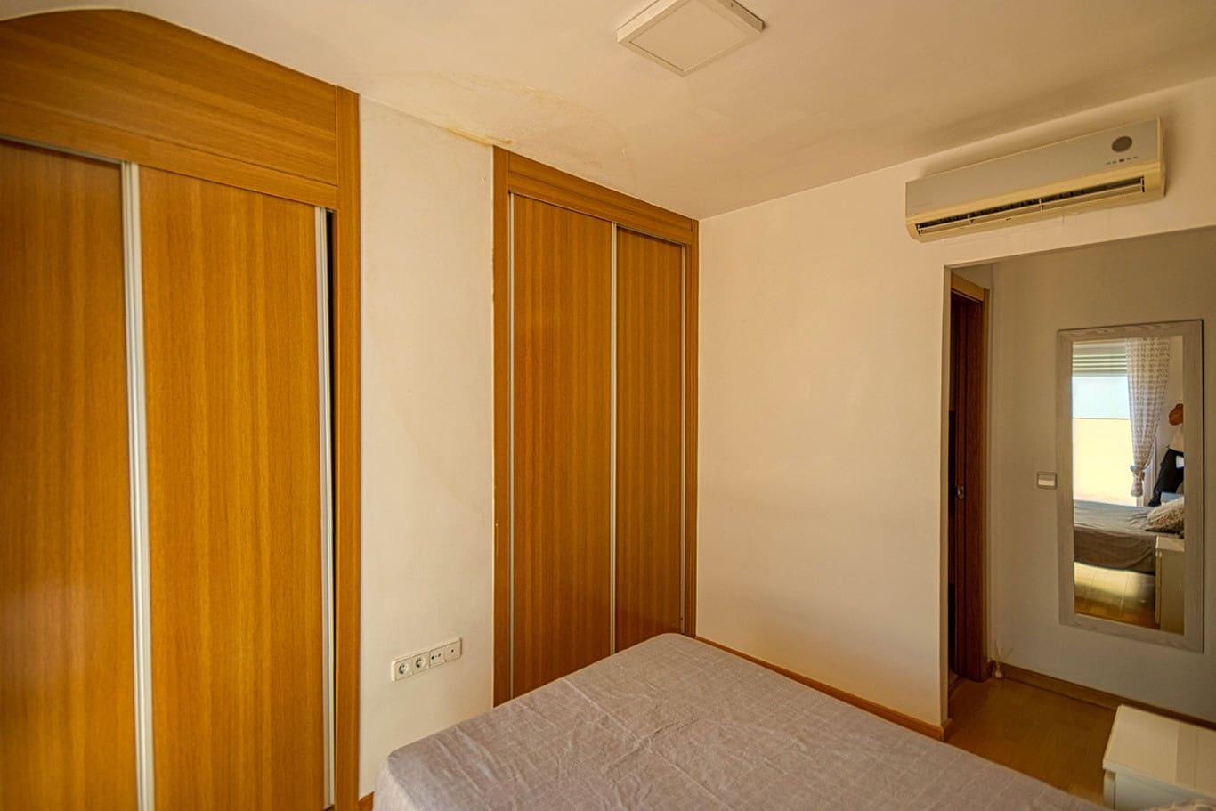 2 bedroom Beach Apartment for rent in Fuengirola - € 1,300 (Ref: 9863898)