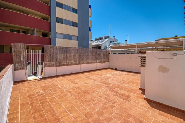 2 bedroom Beach Apartment for rent in Zona Puerto Deportivo, Fuengirola - € 1,300 (Ref: 9863898)