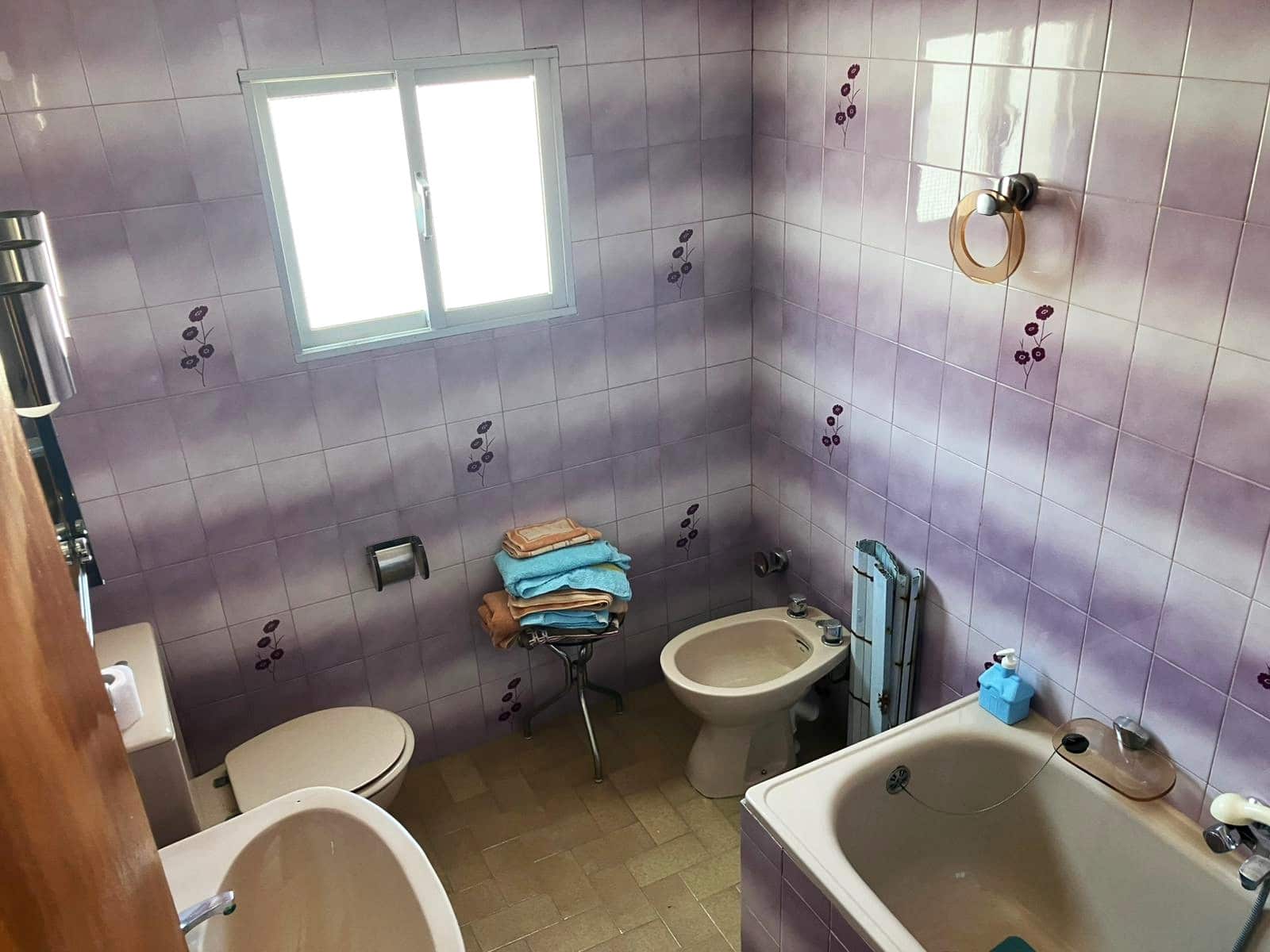 5 soverom Hus til salgs i Rute med garasje - € 135 000 (Ref: 9886379)