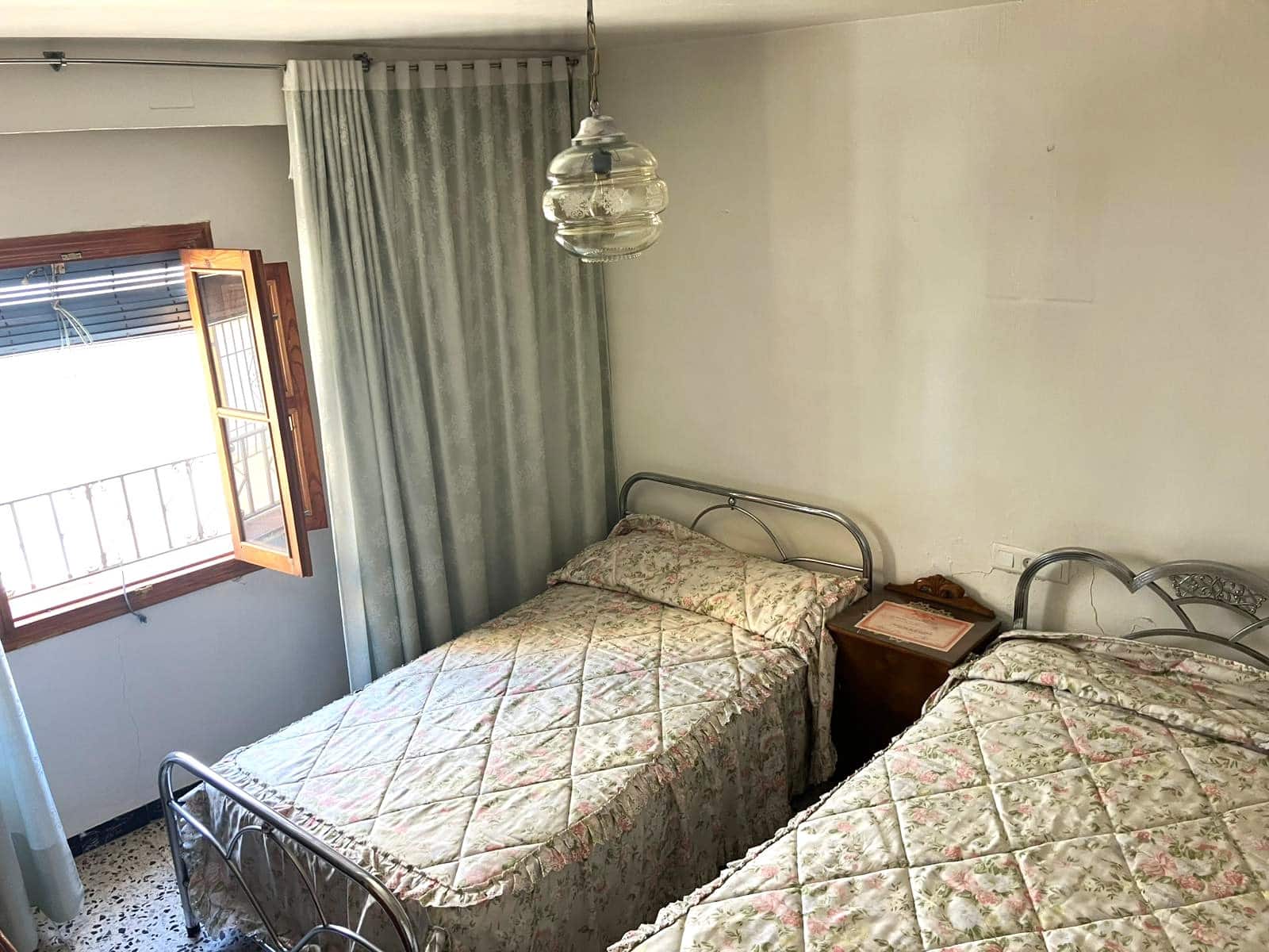 5 soverom Hus til salgs i Rute med garasje - € 135 000 (Ref: 9886379)