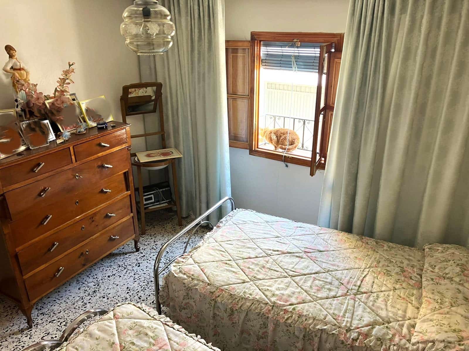 5 soverom Hus til salgs i Rute med garasje - € 135 000 (Ref: 9886379)