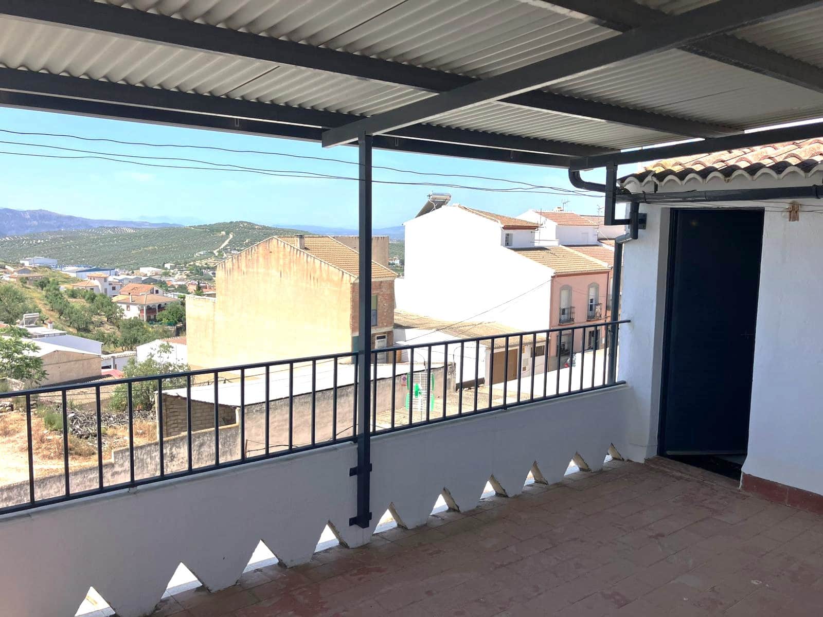 5 soverom Hus til salgs i Rute med garasje - € 135 000 (Ref: 9886379)
