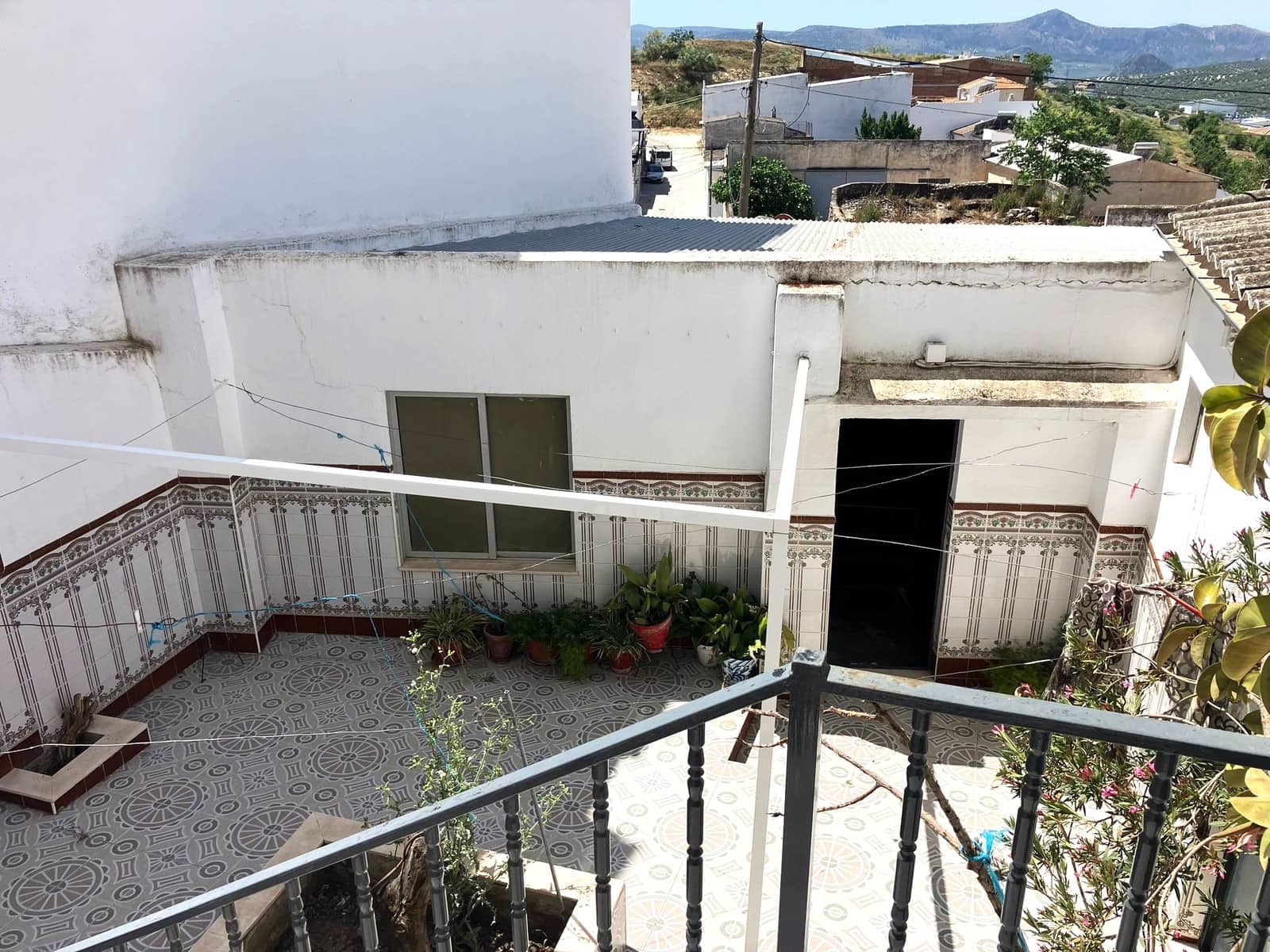 5 soverom Hus til salgs i Rute med garasje - € 135 000 (Ref: 9886379)