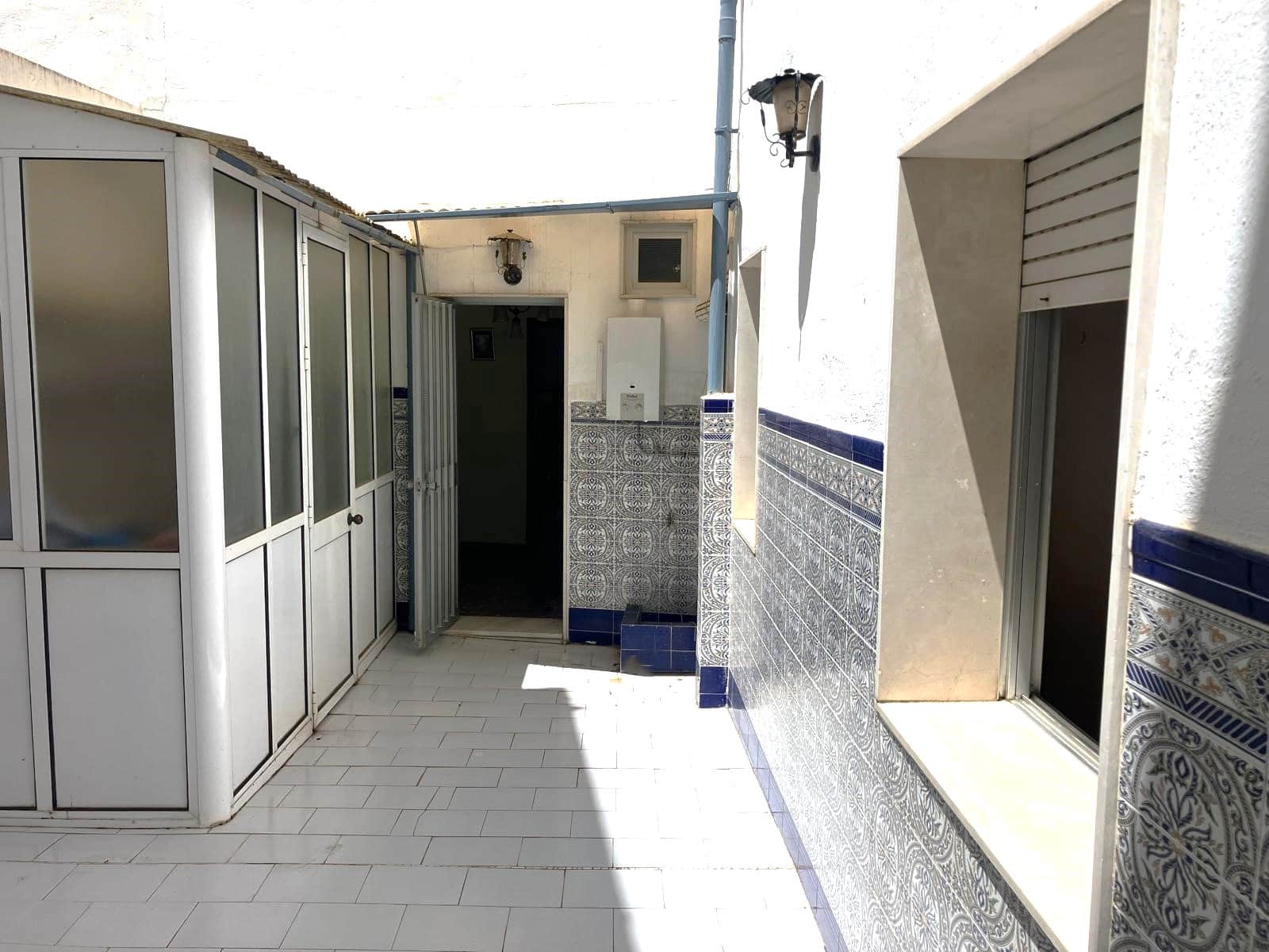 Apartamento de 4 habitaciones en Rute en venta - 85.000 € (Ref: 9895704)