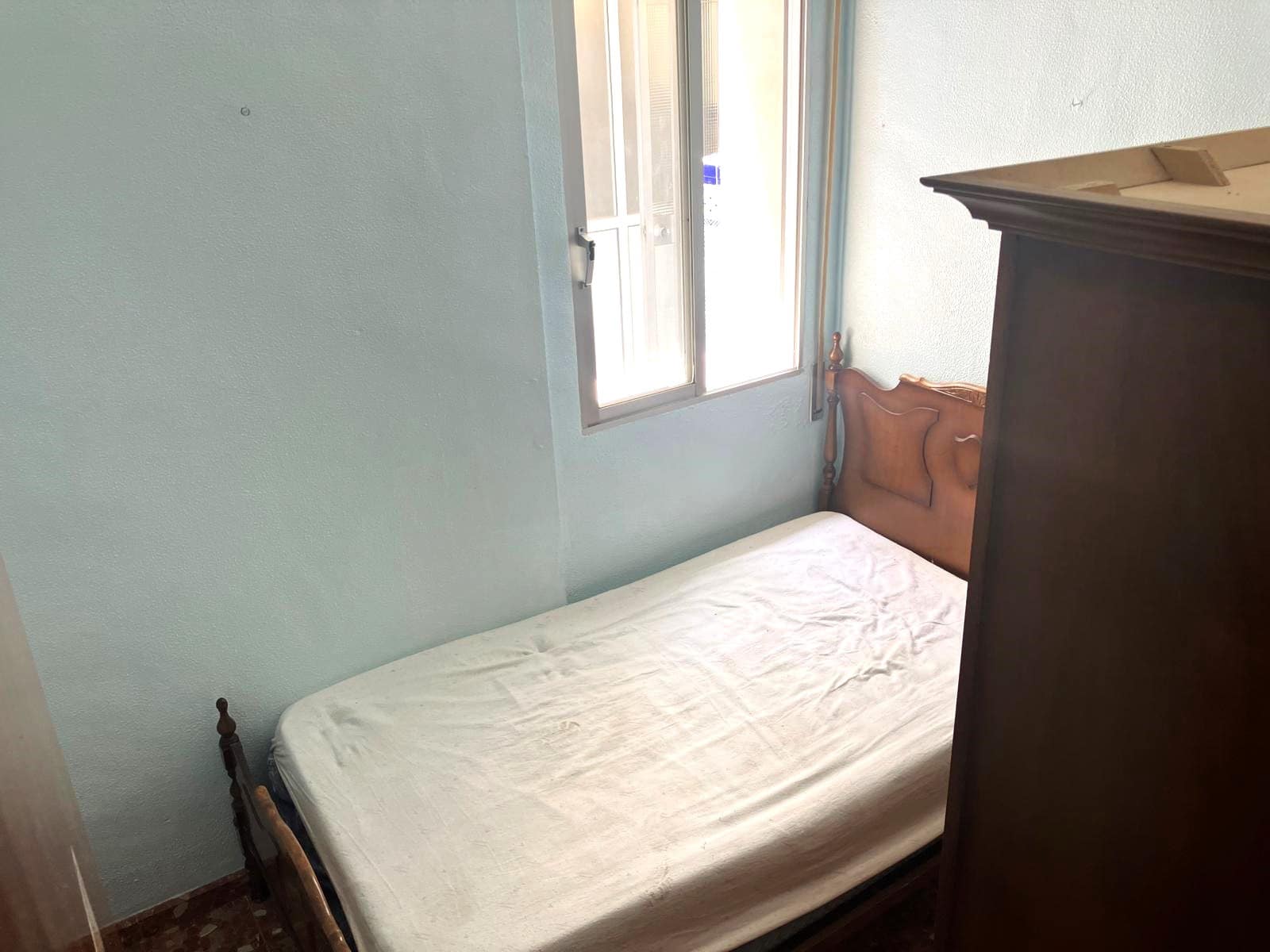 Apartamento de 4 habitaciones en Rute en venta - 85.000 € (Ref: 9895704)