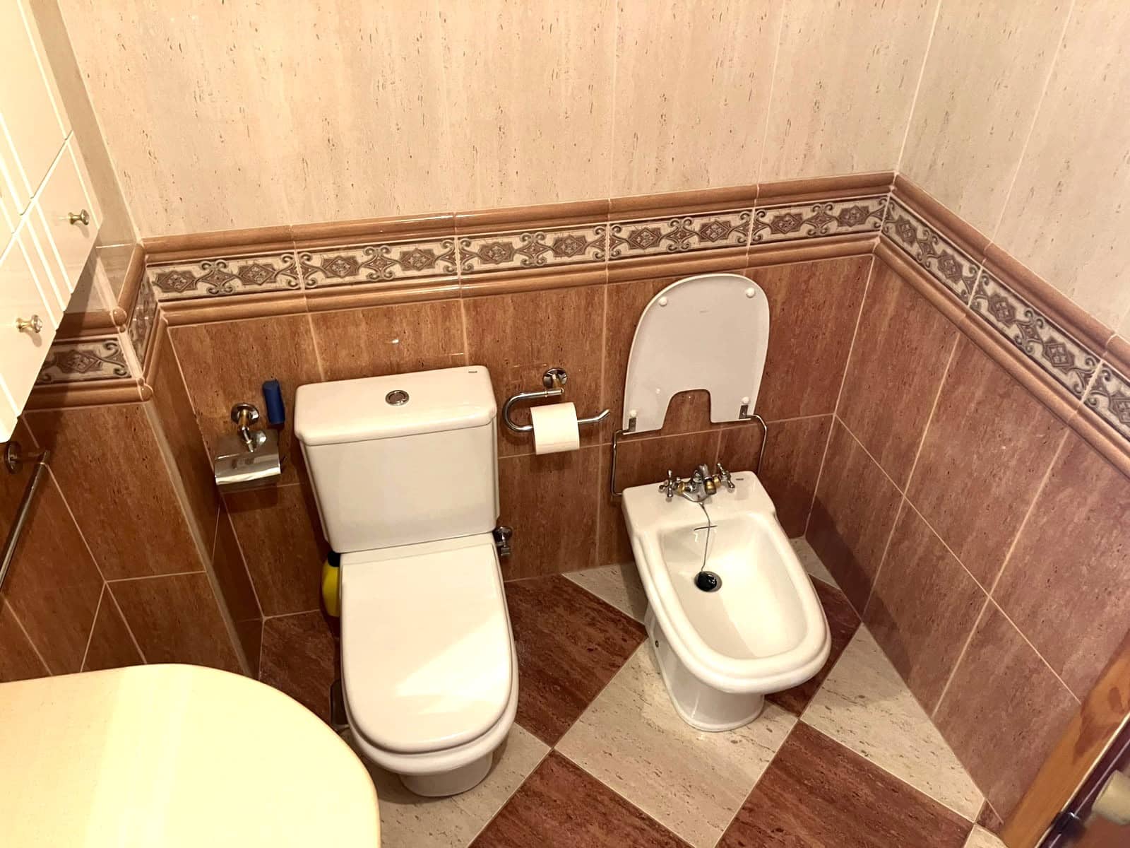 Apartamento de 4 habitaciones en Rute en venta - 85.000 € (Ref: 9895704)