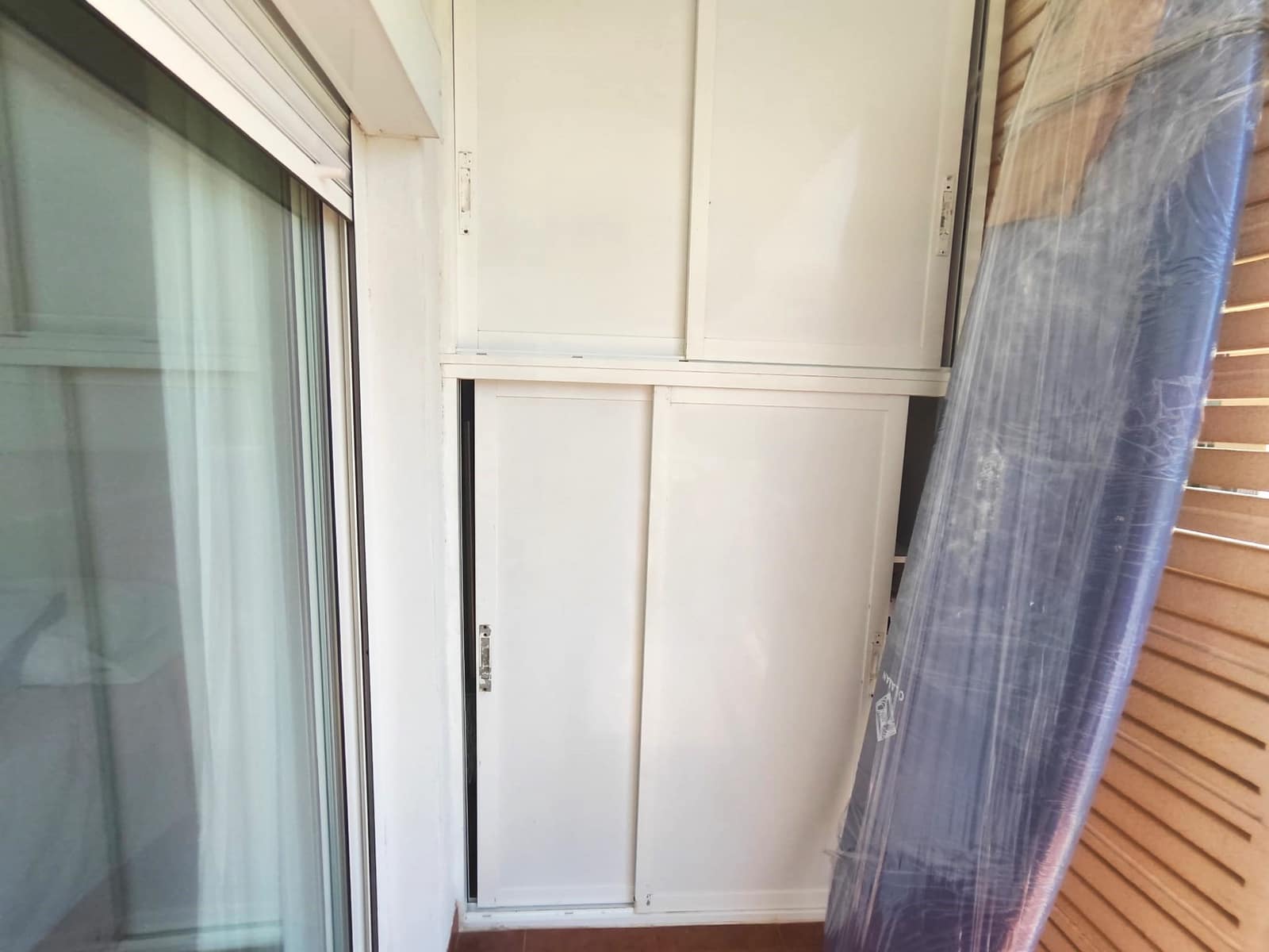 2 bedroom Beach Apartment for rent in Fuengirola with pool garage - € 1,250 (Ref: 9956300)