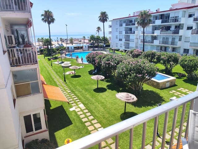 2 bedroom Beach Apartment for rent in Las Gaviotas  - Carvajal, Fuengirola with pool garage - € 1,250 (Ref: 9956300)