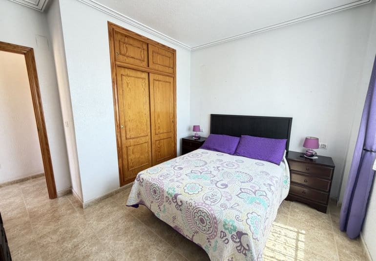 Apartamento de 3 habitaciones en La Zenia en venta con piscina - 189.000 € (Ref: 10009896)
