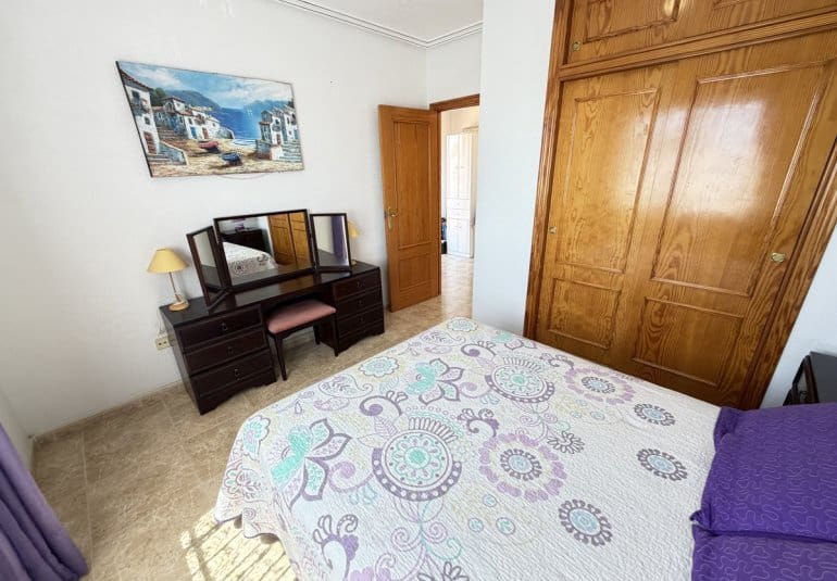 Apartamento de 3 habitaciones en La Zenia en venta con piscina - 189.000 € (Ref: 10009896)