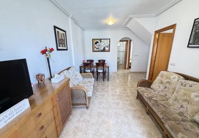 Apartamento de 3 habitaciones en La Zenia, Orihuela en venta con piscina - 189.000 € (Ref: 10009896)