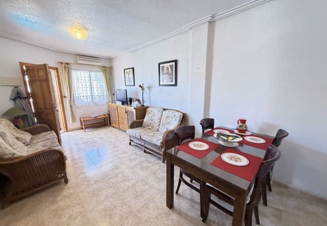 Apartamento de 3 habitaciones en La Zenia, Orihuela en venta con piscina - 189.000 € (Ref: 10009896)