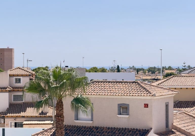 Apartamento de 3 habitaciones en La Zenia en venta con piscina - 189.000 € (Ref: 10009896)