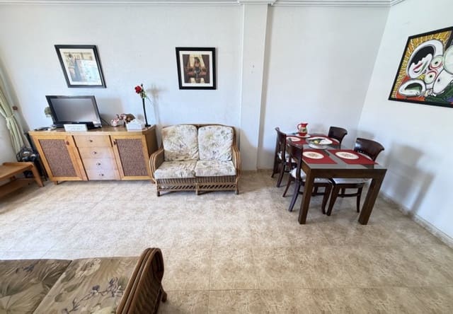 Apartamento de 3 habitaciones en La Zenia, Orihuela en venta con piscina - 189.000 € (Ref: 10009896)