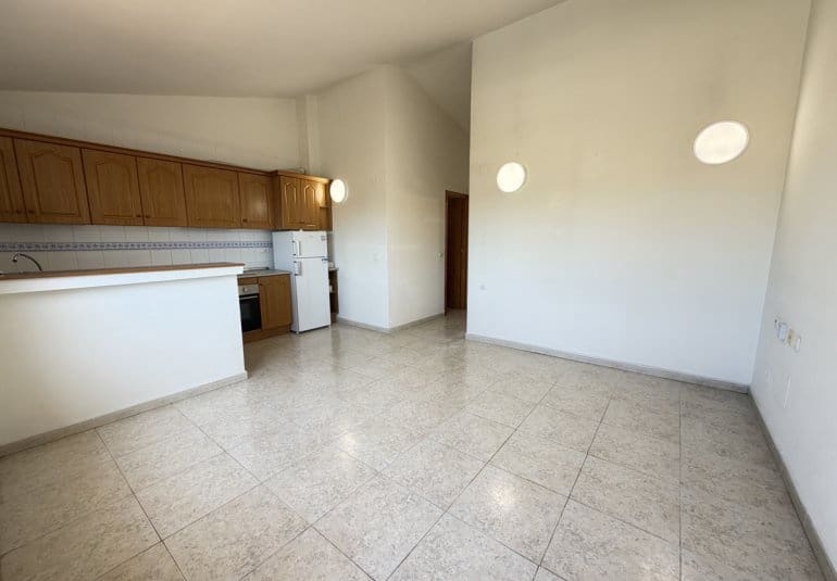 2 bedroom Apartment for sale in Villamartin with pool - € 139,995 (Ref: 10009897)