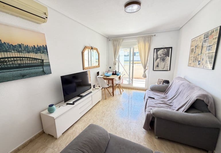 2 soveværelse Lejlighed til salg i San Miguel de Salinas med swimmingpool - € 166.000 (Ref: 10009898)
