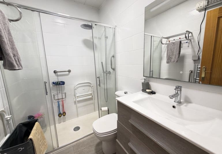 3 quarto Moradia Geminada para venda em La Florida com piscina - 229 000 € (Ref: 10009902)