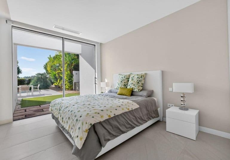 4 bedroom Villa for sale in Las Colinas Golf with pool - € 1,650,000 (Ref: 10010094)