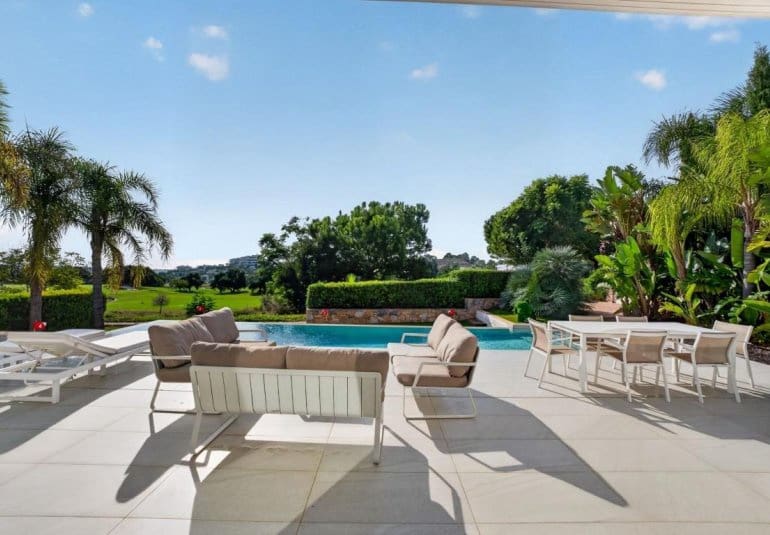 4 bedroom Villa for sale in Las Colinas Golf with pool - € 1,650,000 (Ref: 10010094)