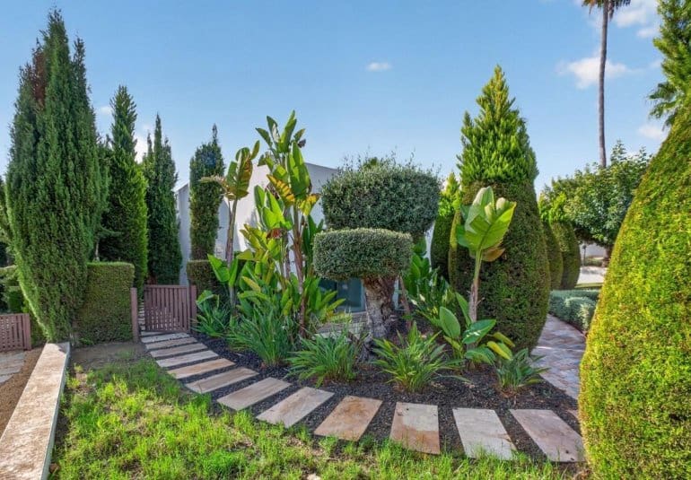 4 bedroom Villa for sale in Las Colinas Golf with pool - € 1,650,000 (Ref: 10010094)