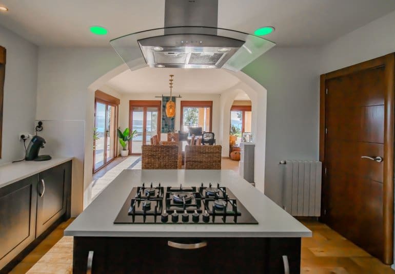 6 sypialnia Willa na sprzedaż w Torremendo z basenem - 2 250 000 € (Ref: 10021769)