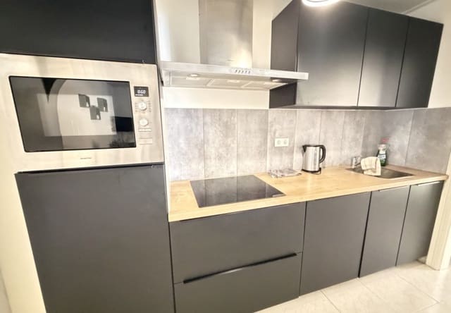 2 slaapkamer Appartement te koop in Villamartin, Orihuela met zwembad - € 159.995 (Ref: 10021769)
