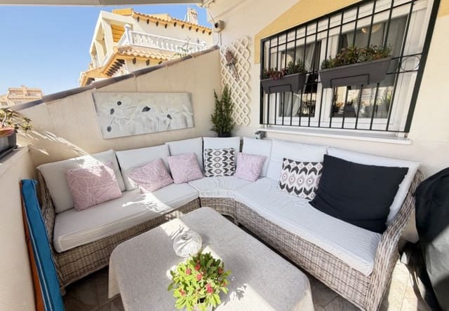 2 bedroom Semi-detached Villa for sale in Los Altos with pool - € 245,000 (Ref: 10024646)