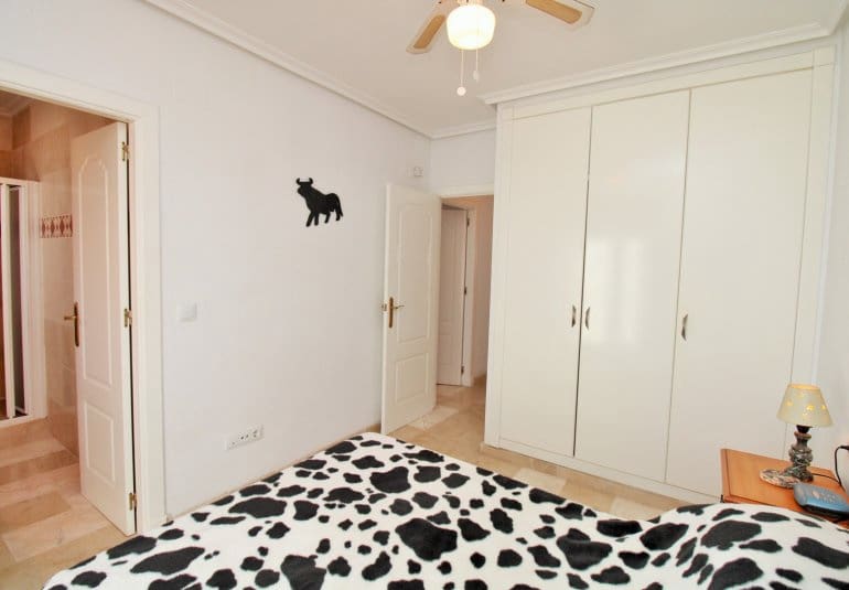 2 soverom Leilighet til salgs i Villamartin med svømmebasseng - € 184 950 (Ref: 10026584)