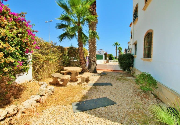 2 soverom Leilighet til salgs i Villamartin med svømmebasseng - € 184 950 (Ref: 10026584)