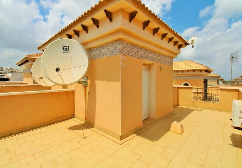 3 camera da letto Casa in vendita in Villamartin con piscina - 199.950 € (Rif: 10026586)