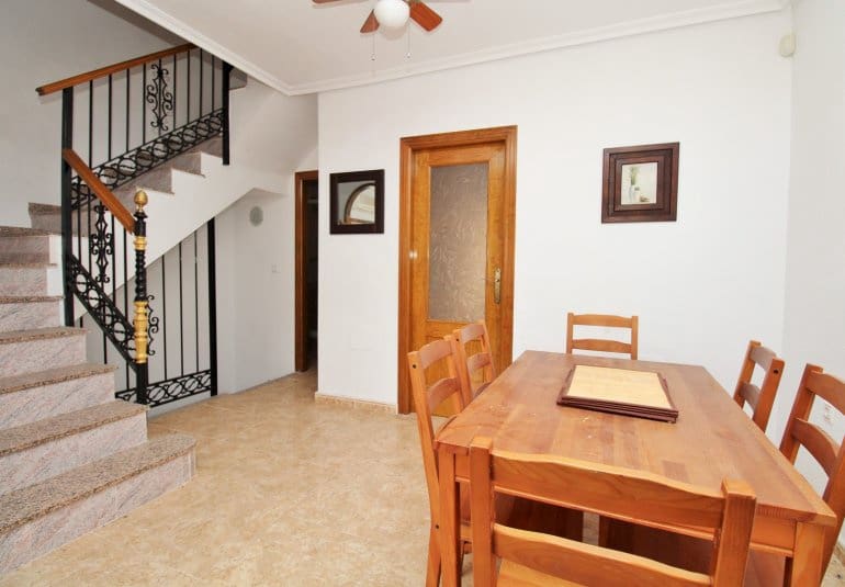 3 camera da letto Casa in vendita in Villamartin con piscina - 199.950 € (Rif: 10026586)