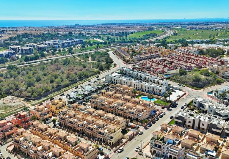 3 camera da letto Casa in vendita in Villamartin con piscina - 199.950 € (Rif: 10026586)