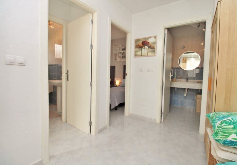 2 quarto Apartamento para venda em Villamartin com piscina - 164 000 € (Ref: 10026587)