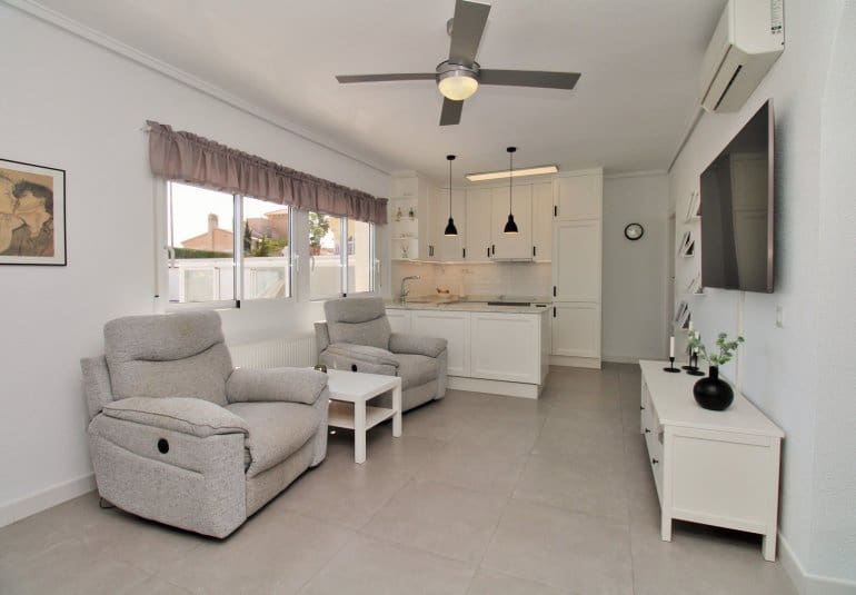 3 soverom Villa til salgs i Villamartin med svømmebasseng - € 499 000 (Ref: 10026588)